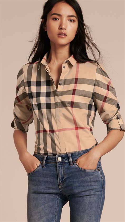 Stylish Outfit Ideas with Burberry Shirts 